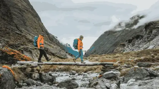 Rute Trekking Paling Menantang