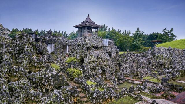 Cagar Budaya Tempat Wisata Bersejarah Di Jawa Barat